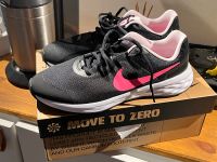 Nike Schuhe neu in der Größe 39 Rheinland-Pfalz - Dürrholz Vorschau
