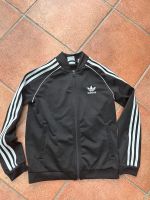 Adidas Jacke 140 Niedersachsen - Sande Vorschau