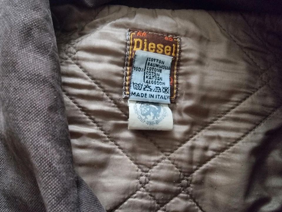 Diesel Jacke Gr.M braun in Berlin