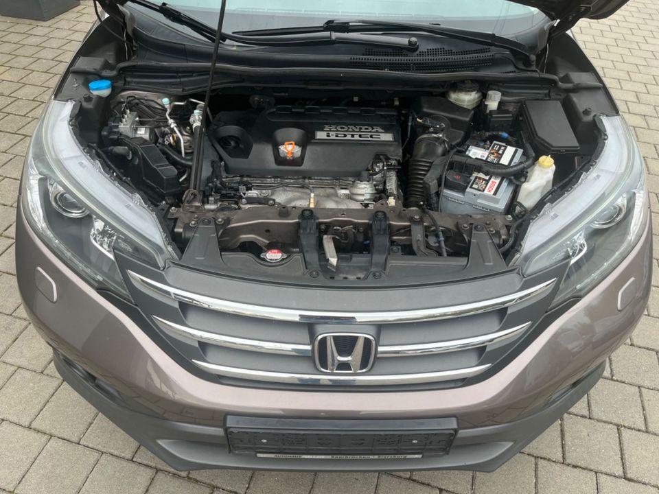 Honda CR-V Elegance Black Edition 4WD 1,Hand in Schwalbach