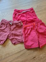 kurze Hose/ Badehose rot Gr.116 Jungen Wuppertal - Vohwinkel Vorschau