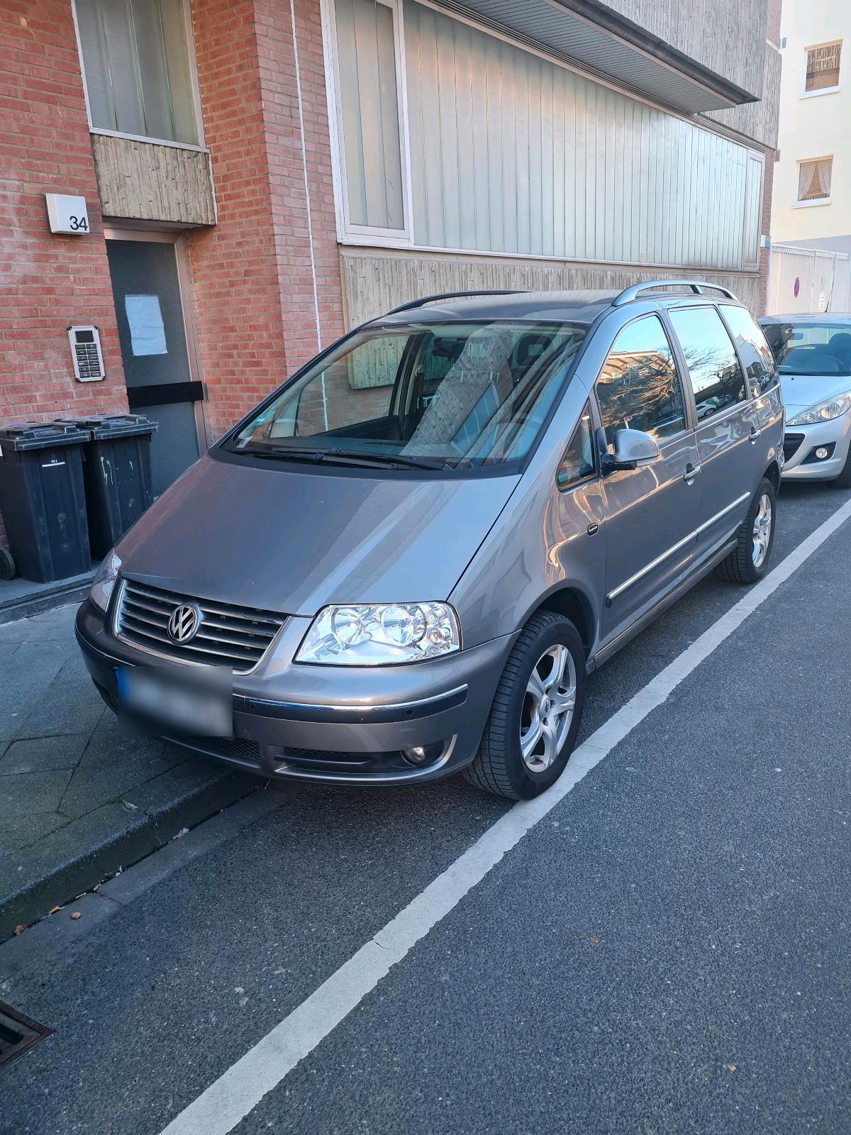 Abbildung des Autos volkswagen sharan
