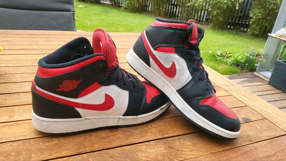 Schuhe Nike Air Jordan in Oberschleißheim