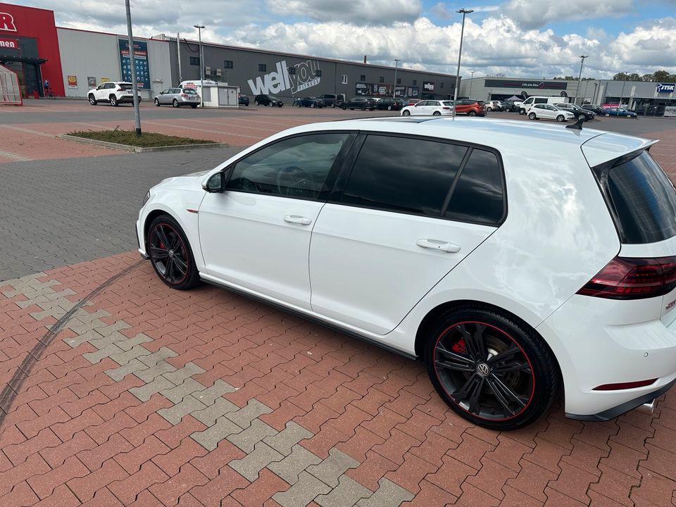 VW Golf VII GTI in Gardelegen  