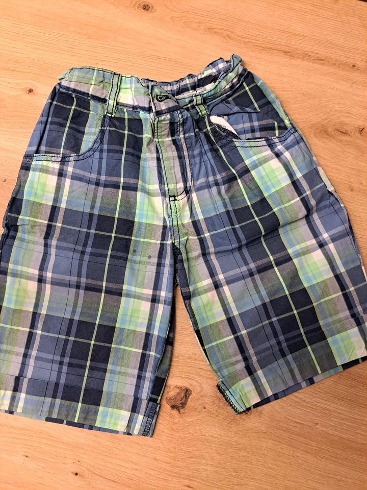 Kurze Hosen - Shorts für Jungs Größe 140 in Grünberg