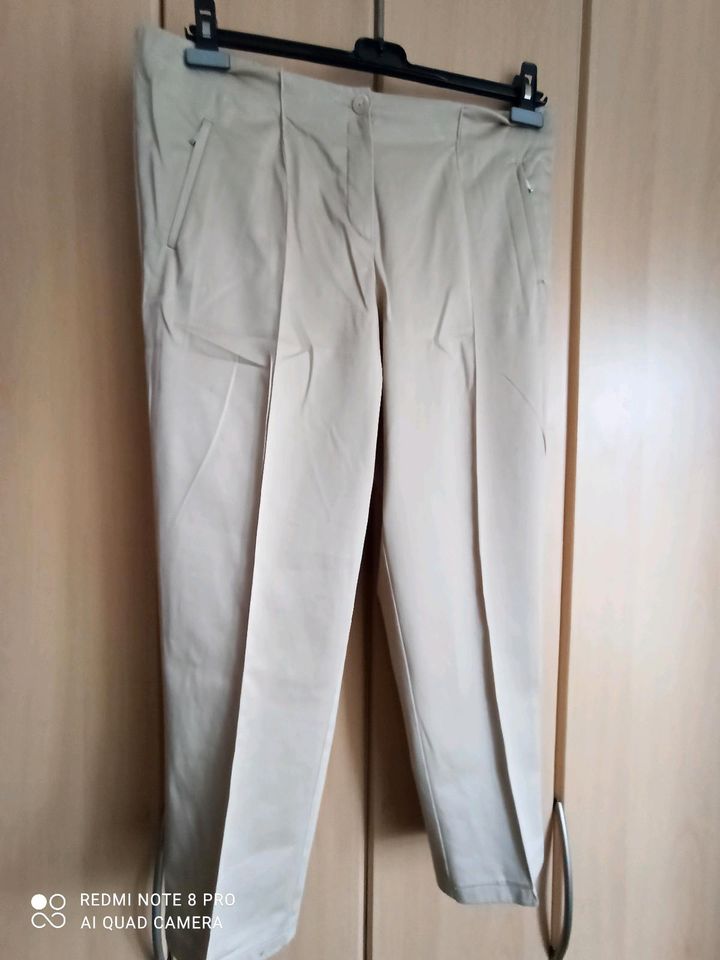 Peter Hahn Hose beige Gr. 22 in Niederzier