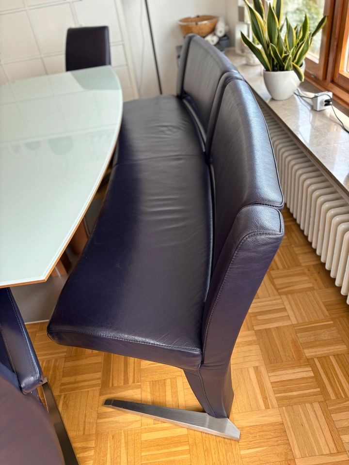 Esszimmertisch , Bank + 4 Stühle in Verden