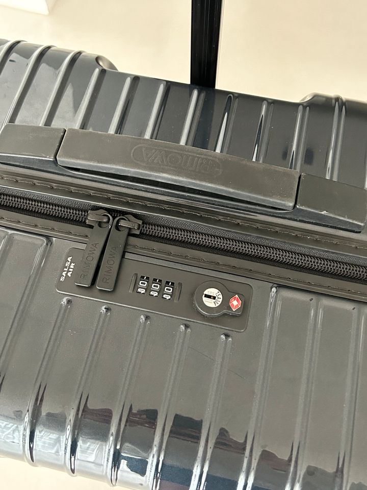 RIMOWA Salsa Air 70 I Check-In L I Multiwheel in blau I navy blue in Köln