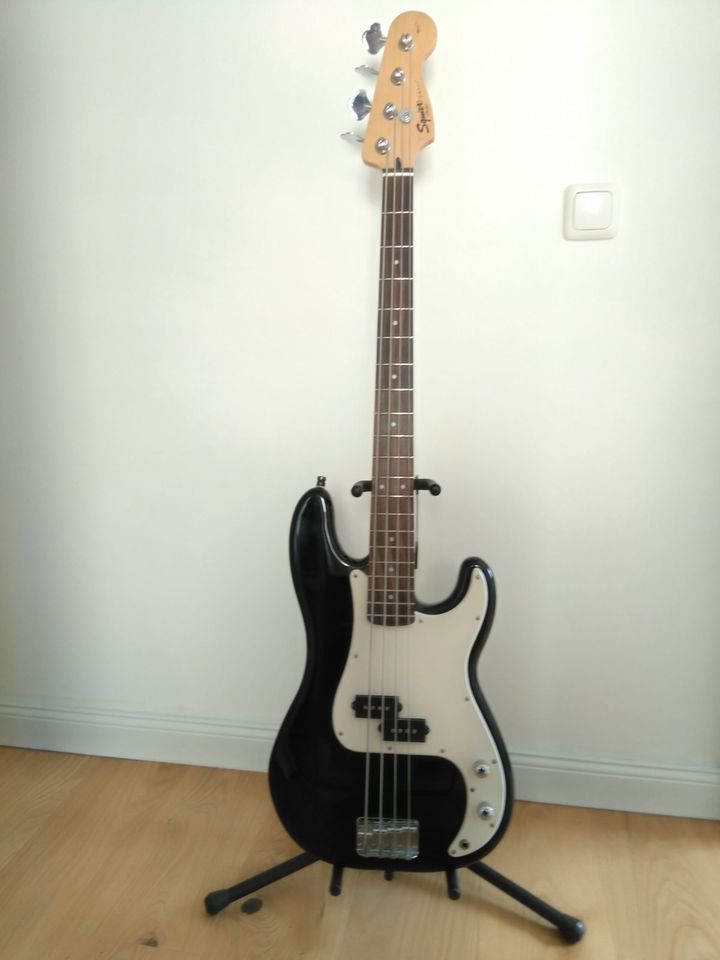 E-Bass Squier (made by Fender) P-Pass Affinity in Landshut