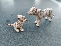 SCHLEICH Tiger weiß 14351 + Tigerjunges weiß 14385 Niedersachsen - Westoverledingen Vorschau