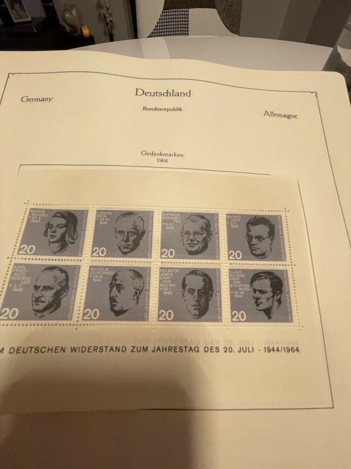 Briefmarken Album Alt in Isny im Allgäu