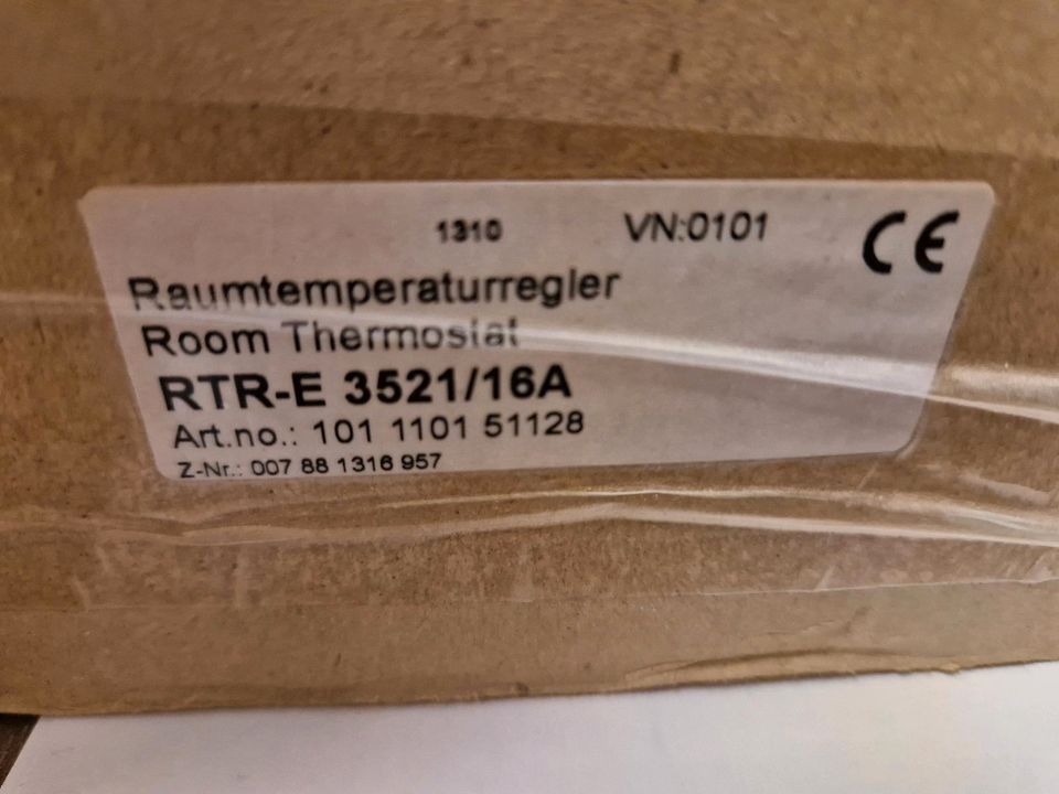 NEUER Raumthermostat weiß RTR-E 3521 in Otterberg