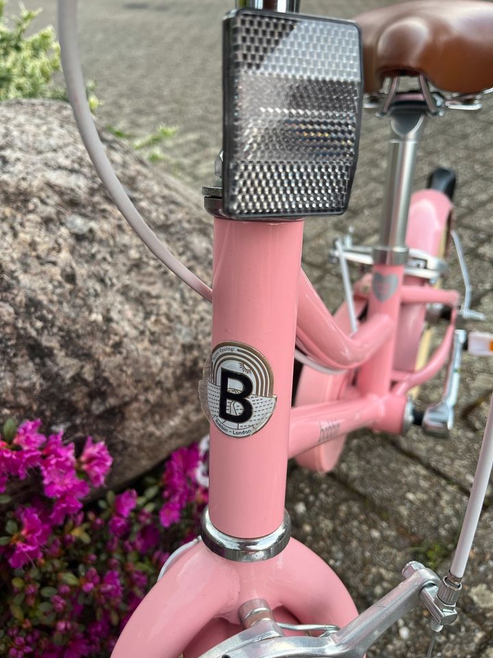 Gebrauchtes Kinderfahrrad von Bobbin mit montierbaren Stützrädern in Mönchengladbach