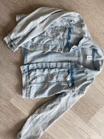 Jeansjacke, H&M, Gr. 128 Niedersachsen - Neu Wulmstorf Vorschau