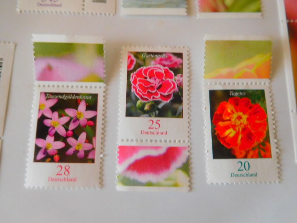 Briefmarken postfrisch Blumenserie in Walsdorf Eifel