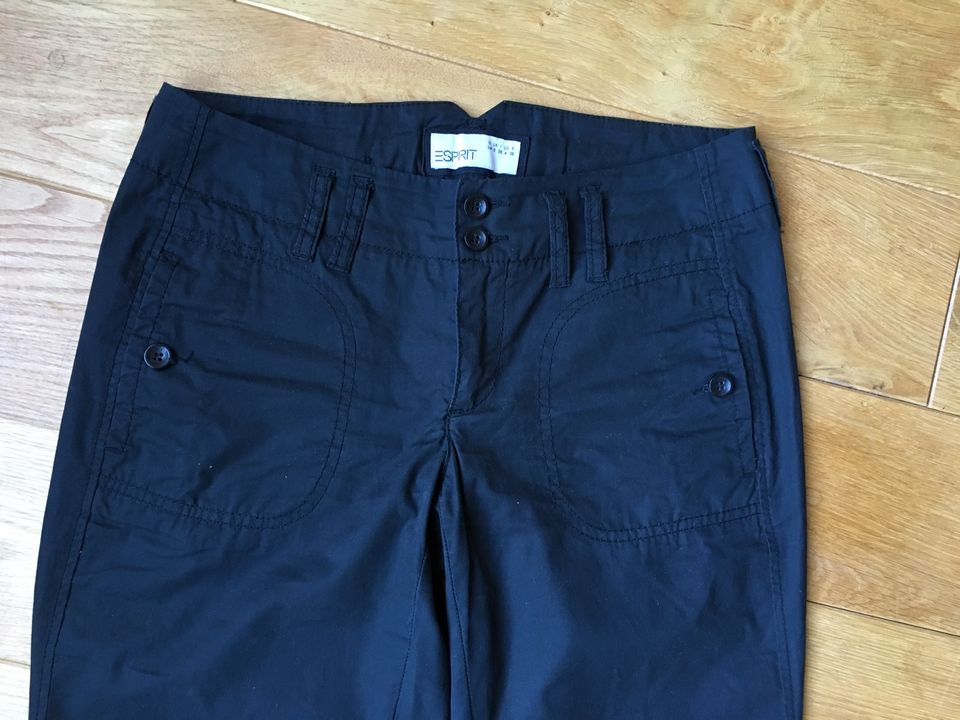 Esprit Stoffhose schwarz Gr. 34 regular in Quakenbrück