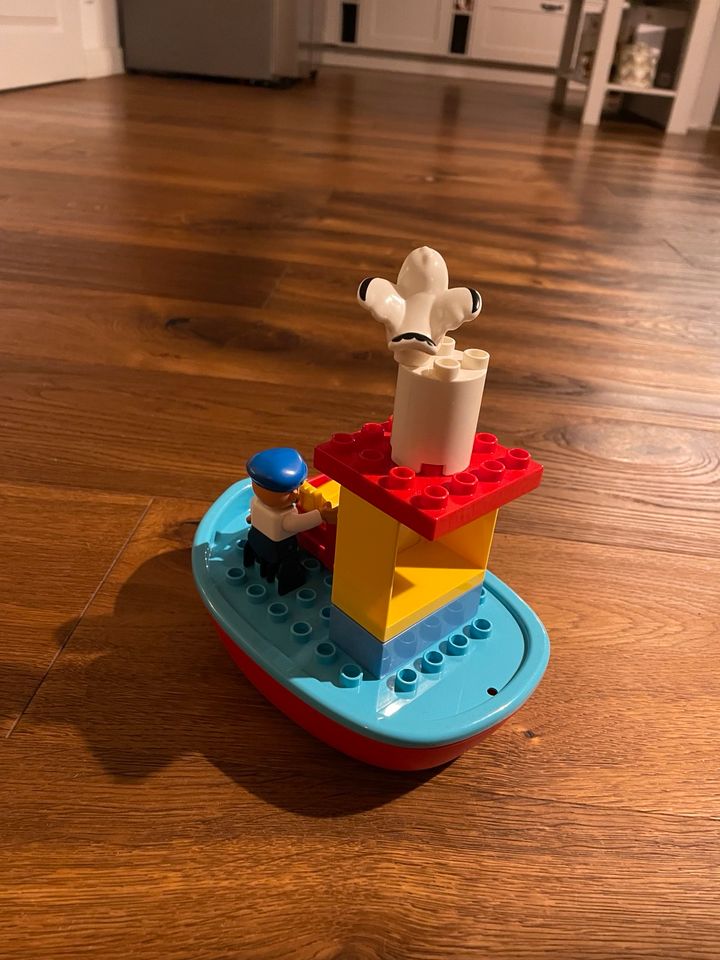 Lego Duplo Fischerboot aus Set 10875 in Hamburg