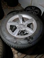 Audi A6 Winterräder 7.5×16 et 37 Reifen225/60R16 Nordrhein-Westfalen - Kirchhundem Vorschau