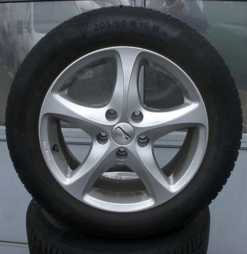 Audi A4 Mercedes B-, C-, E-Klasse Winterräder 205/60 R16 92H Alu in Rehna