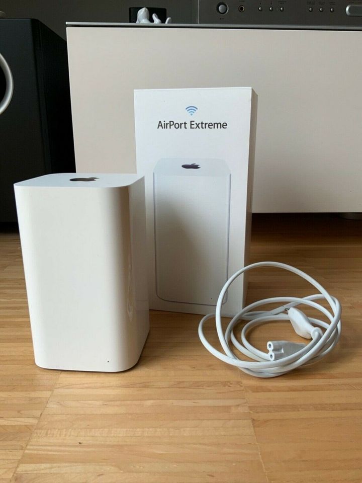 Apple AirPort Extreme (5. Generation) ME918Z/A in Bonn