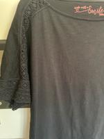 T-Shirt S.Oliver Schwarz Stickerei 44 XL Hessen - Weilmünster Vorschau