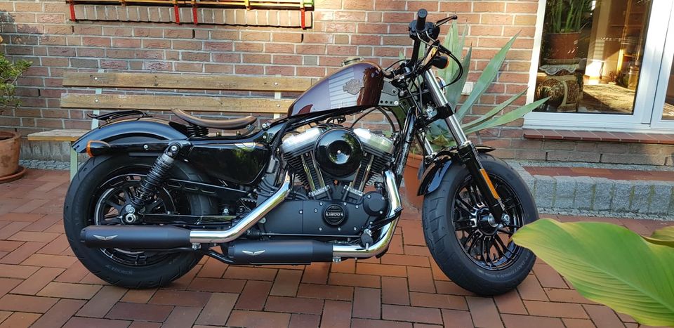 Harley Davidson 48 in neuwertigem Zustand mit toller Ausstattung! in Bad Säckingen