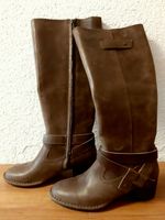 UGG Damen Leder-Stiefel Bandara Tall Größe 38 - NEU & UNGETRAGEN Bochum - Bochum-Wattenscheid Vorschau