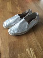 Verbenas NURIA NERJA Gr.39 Silber Leder Slipper Hessen - Hünfeld Vorschau