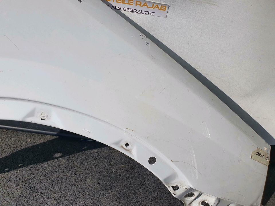 Opel Corsa C Kotflügel vorne Rechts Fahrerseite BJ 00-06 Wing Fen in Niederkassel