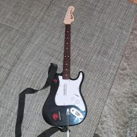 Rock Band 4 Stratocaster Fender Guitar wireless ps4 inkl Spiel Niedersachsen - Firrel Vorschau