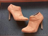 Schuhe, Stiefeletten, Pumps, braun, Gr. 39 Bayern - Burglengenfeld Vorschau