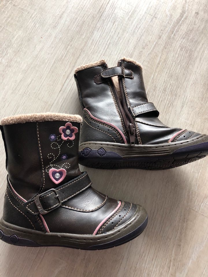 Stiefel Thermostiefel Blümchen rosa 2 Paar Gr. 24 in Lohfelden