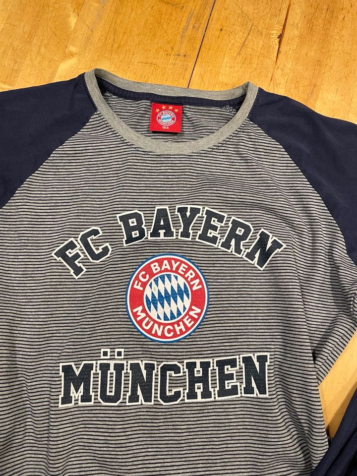 FC BAYERN MÜNCHEN * Schlafanzug * lang * 158 / 164 in Dresden