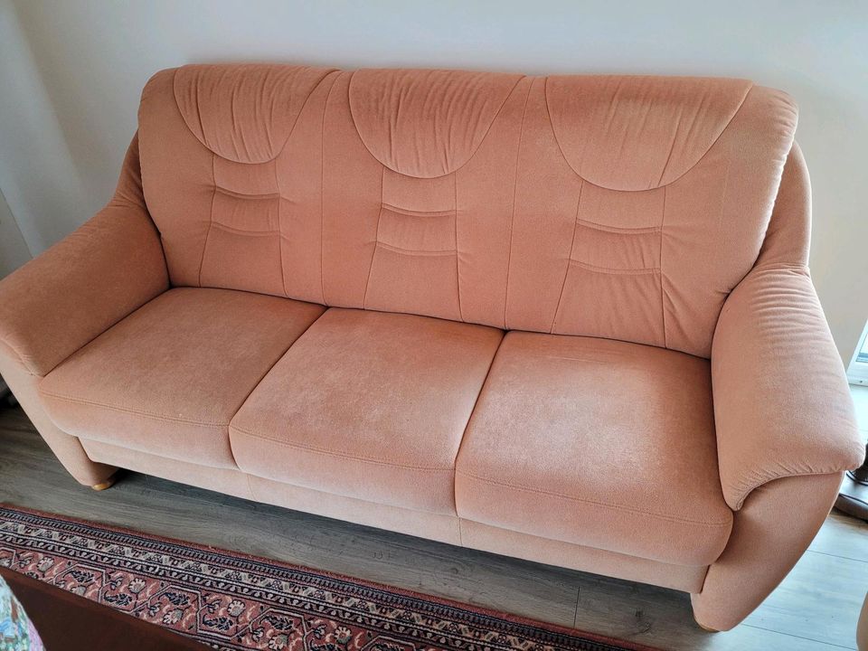 Sofa + 2 Sessel zu verschenken in Hamburg