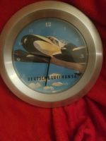 Alte Deutsche Lufthansa Wanduhr aus Metall Berlin - Spandau Vorschau