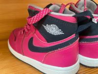 Original Nike Air Jorden aus USA Pink Blau Gr. 25 Baden-Württemberg - Nürtingen Vorschau