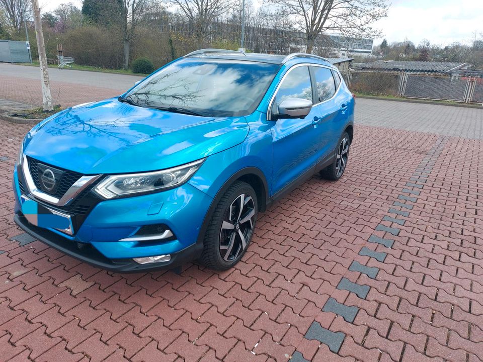 Nissan qashqai 1.6 benzin TEKNA in Offenbach