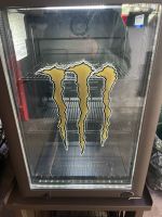 Monster Kühlschrank inkl. Monster Untertisch top selten Nordrhein-Westfalen - Warstein Vorschau