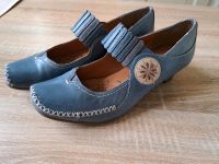 Damen Schuhe Größe 38 mit kleinem Absatz Sachsen - Freiberg Vorschau
