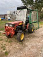 Ferrari 30-4W Schmalspurschlepper/ Kleintraktor/Weinbergschlepper Baden-Württemberg - Rudersberg Vorschau