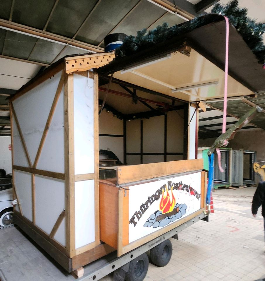 Imbiss Grillhütte Weihnachtsmarkt Streetfood Bude in Radevormwald