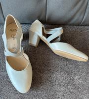 Brautschuhe von Ara, festlich, bürotauglich, Gr 7 Sachsen - Zwickau Vorschau
