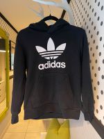 ADIDAS Hoody Kapuzenpullover Pullover schwarz Größe 158 Hessen - Baunatal Vorschau