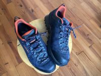 Verkaufe Lowa Herren Trekkingschuhe Low Goretex Gr. 42 Bayern - Landshut Vorschau