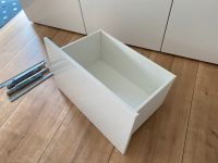 Ikea Besta Hochglanz Schublade Selsviken 60x38x40x25 cm Schienen Rheinland-Pfalz - Kastellaun Vorschau