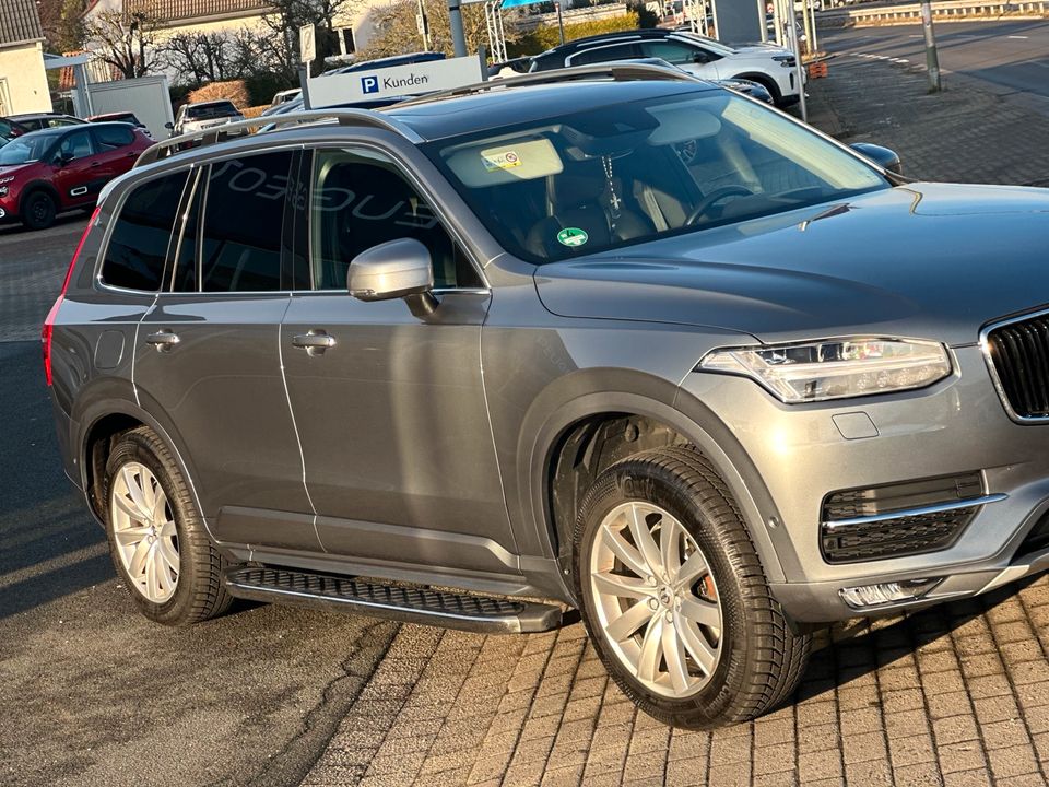 Volvo XC 90 d5 AwD in Bad Friedrichshall