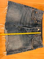 Mini Jeansrock von Levi’s  – Größe 29 / M – Vintage-Look München - Au-Haidhausen Vorschau