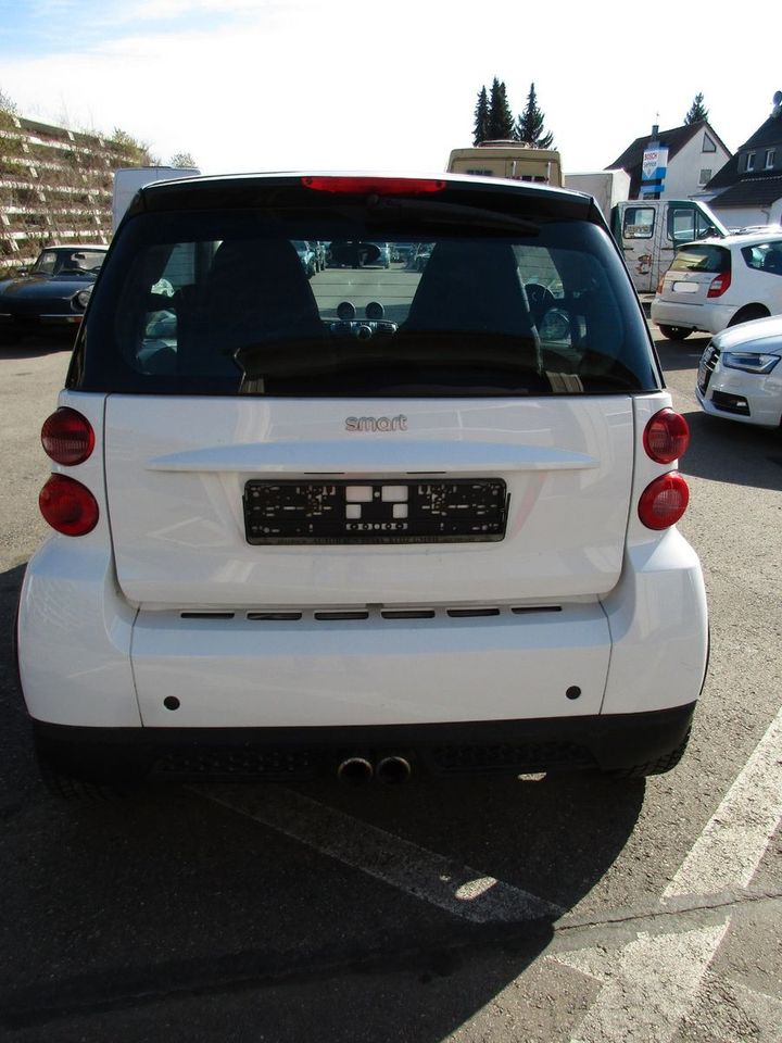 Smart ForTwo fortwo coupe Basis in Dußlingen