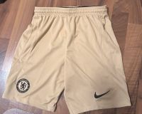 Chelsea Nike Shorts Kindergröße M in Gold Köln - Nippes Vorschau