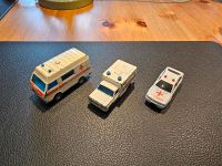 SIKU Matchbox VW Rettungswagen vintage Spielzeug Autos München - Schwabing-Freimann Vorschau